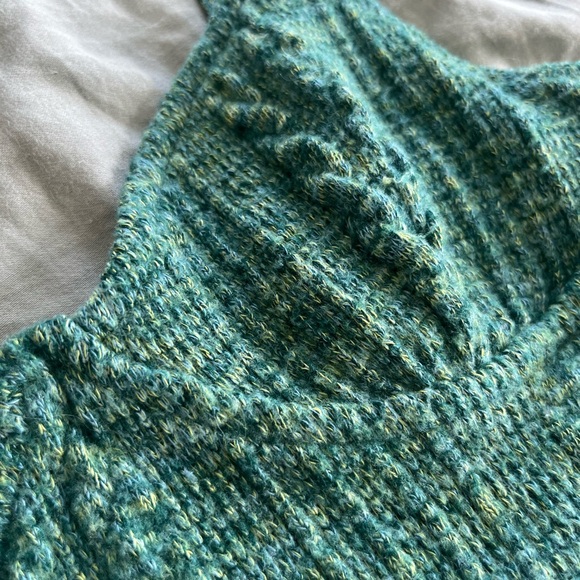 ZARA GREEN KNIT BRALETTE - Picture 2 of 4